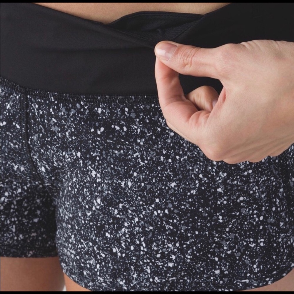 Lululemon Speed Shorts Splatter Black & White